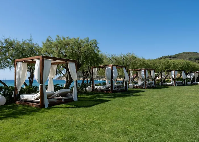 Rezort Baia Bianca 3*